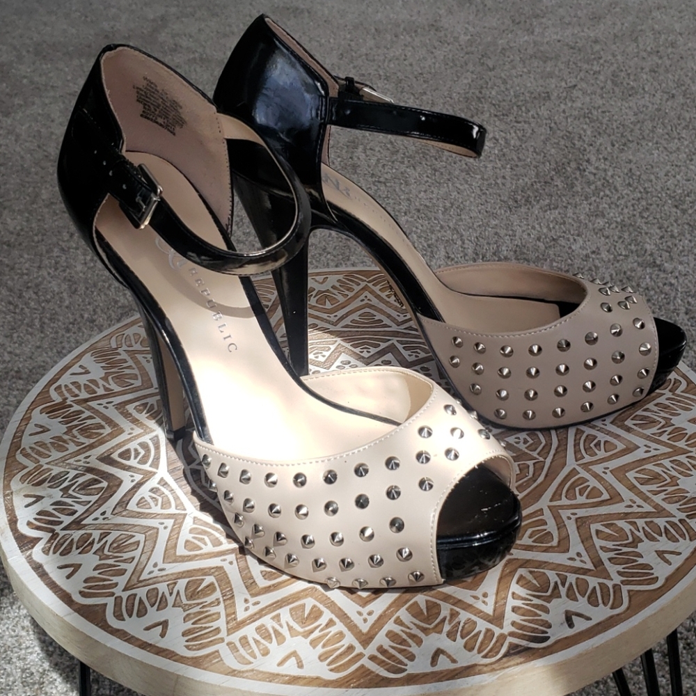 💥 Rock & Republic studded stiletto heels